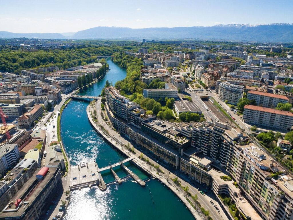 Cils et sourcils à Genève